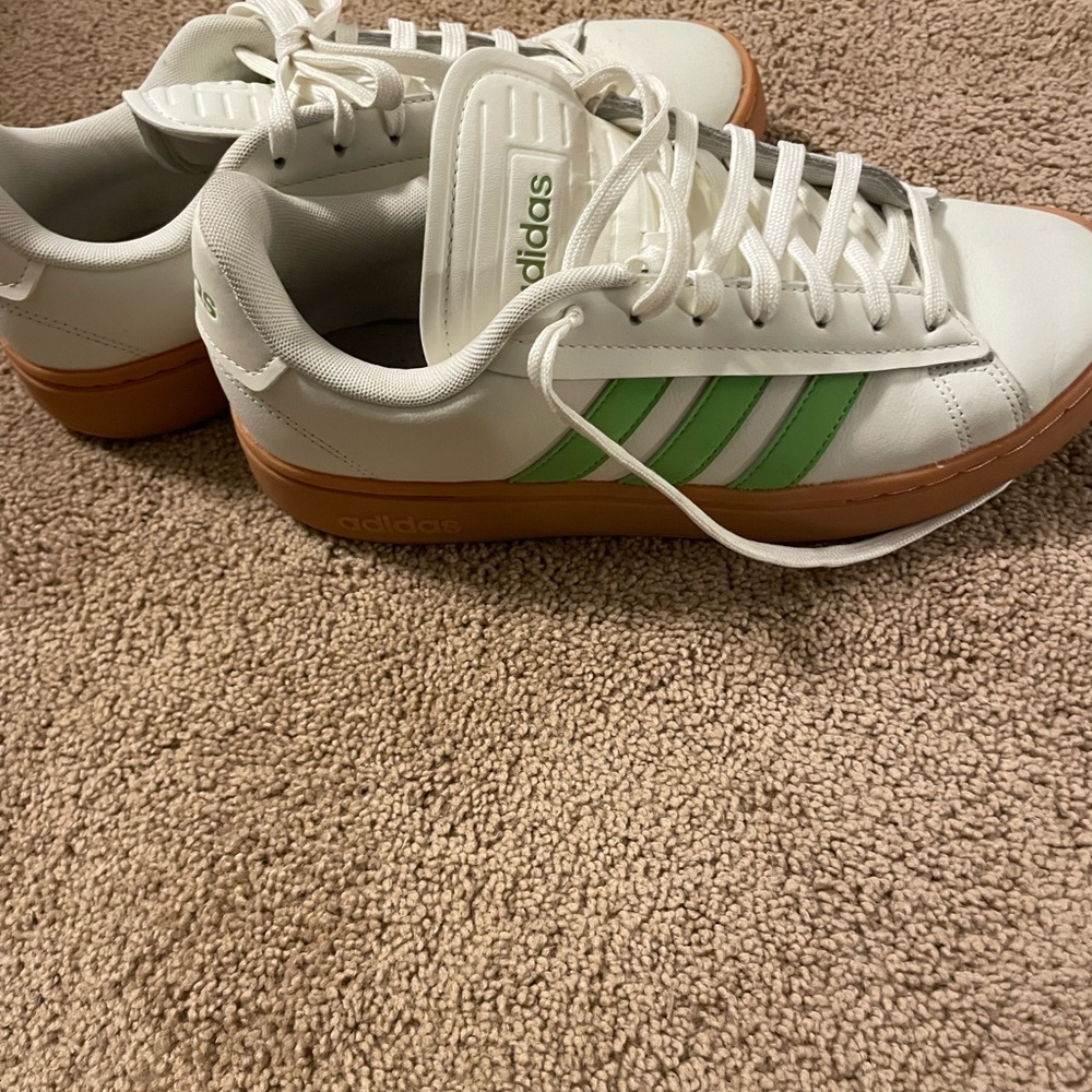adidas Originals Grand Court Alpha